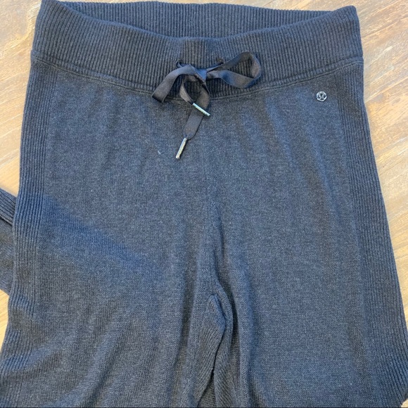 Lululemon Knit Stirrup Limited Edition Pant - Picture 3 of 10